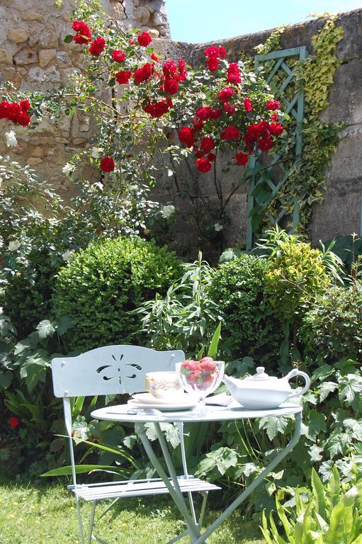 Jardins Secrets Bed & Breakfast Angoulême Exterior foto